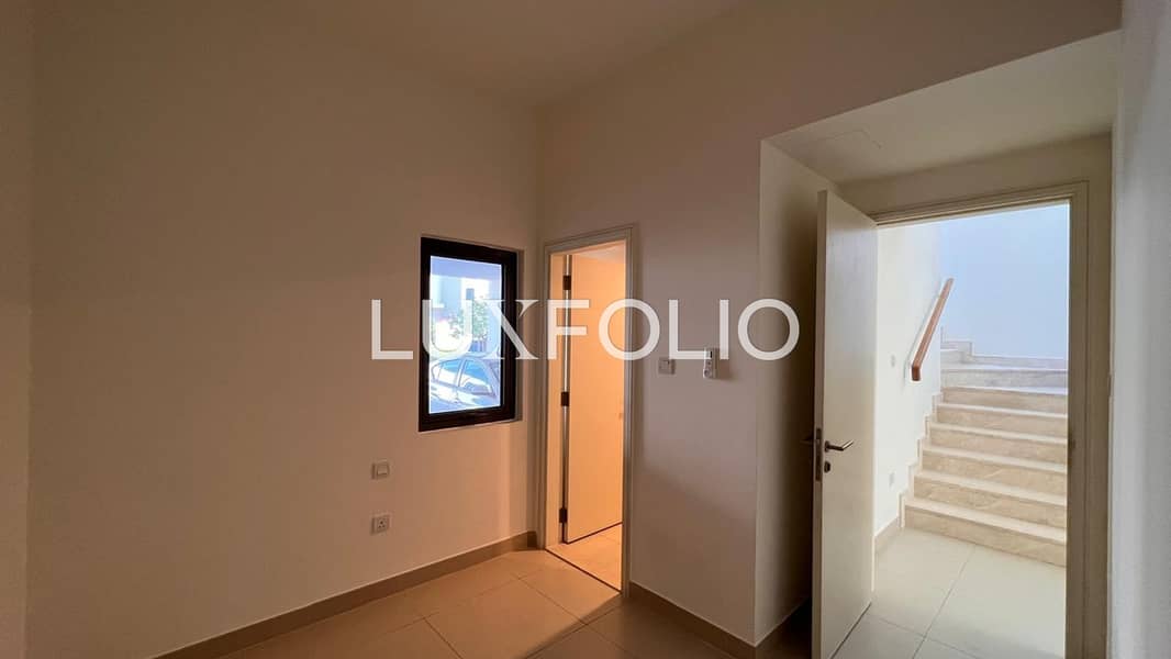 Green Belt | Available Now | Prime Location - Image 10