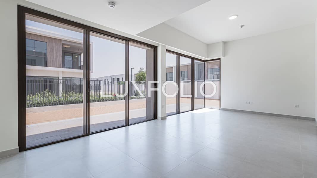 Huge Plot | Ready to Move | Corner Unit - Image 7