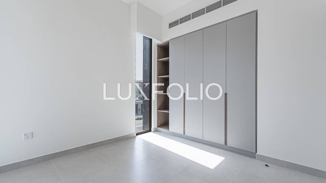 Huge Plot | Ready to Move | Corner Unit - Image 14