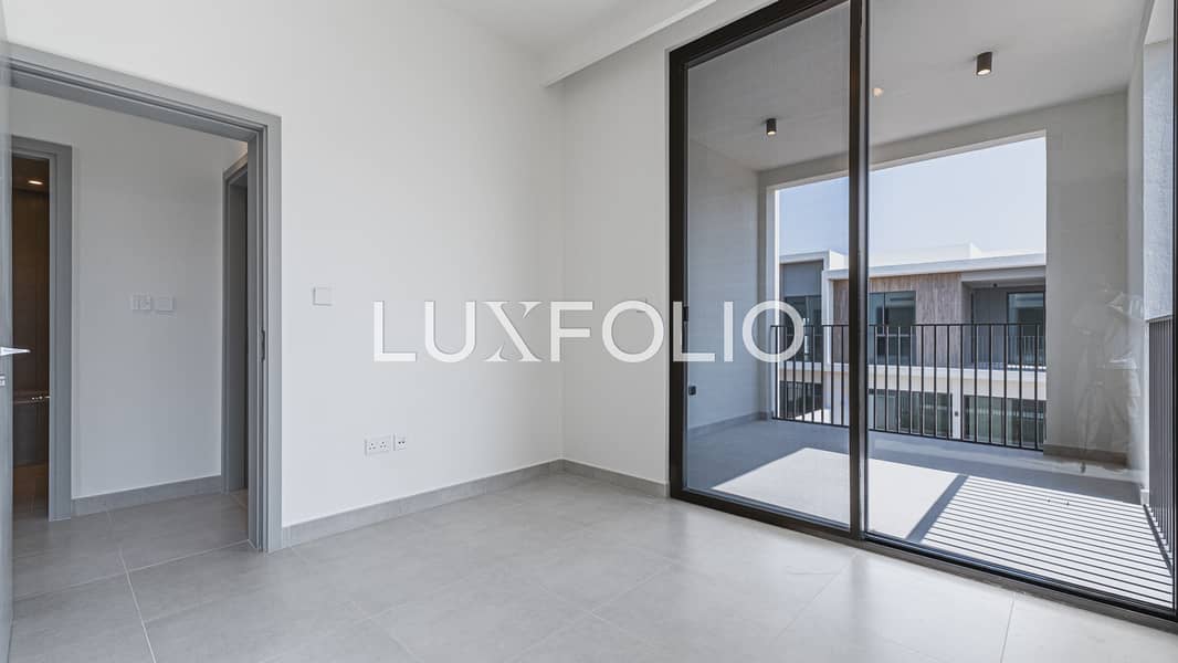 Huge Plot | Ready to Move | Corner Unit - Image 15