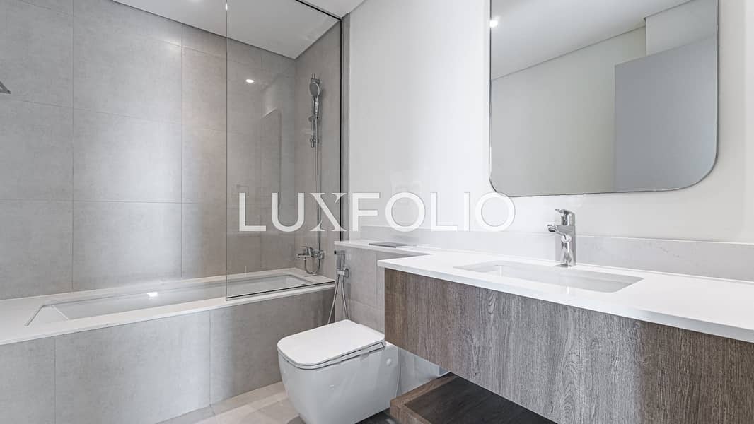 Huge Plot | Ready to Move | Corner Unit - Image 16