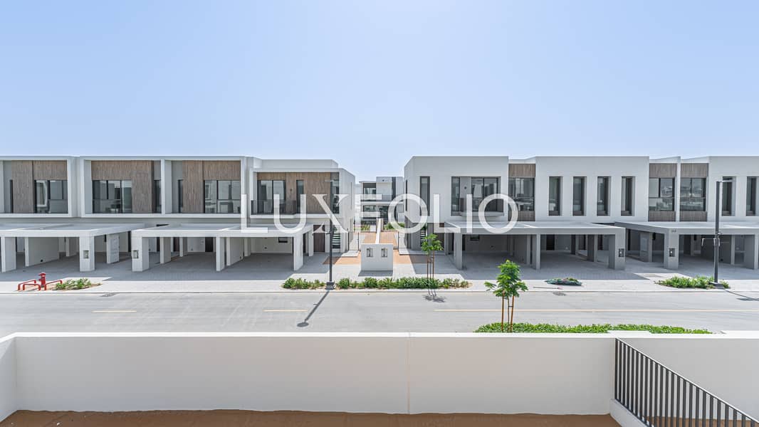 Huge Plot | Ready to Move | Corner Unit - Image 20