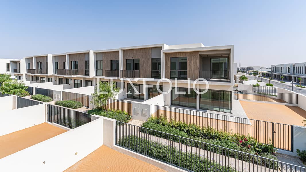 Huge Plot | Ready to Move | Corner Unit - Image 21