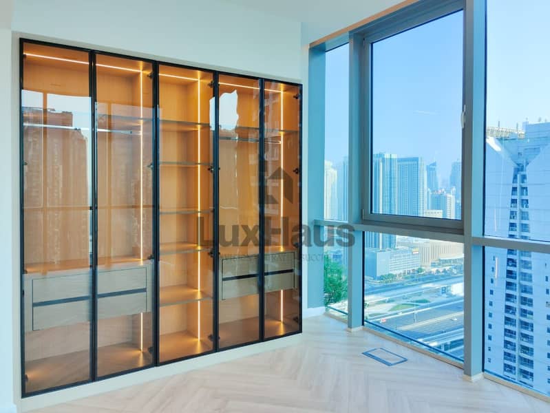 Luxurious Upgraded Duplex Penthouse | Modern Style