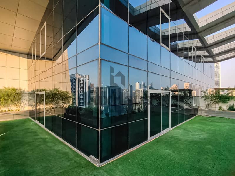 Luxurious Upgraded Duplex Penthouse | Modern Style - Image 11