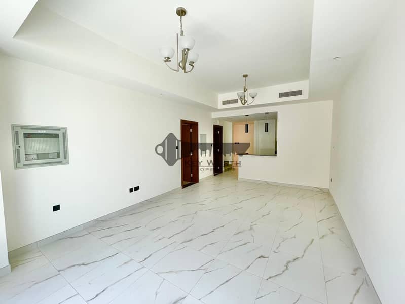 Brand new & Spacious 4BR | Premium finishes | Ready to move !