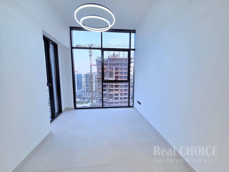 Brand-New 3BR Residence | Storage | Business Bay - Image 7
