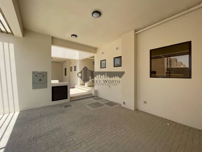 Brand new & Spacious 4BR | Premium finishes | Ready to move ! - Image 19