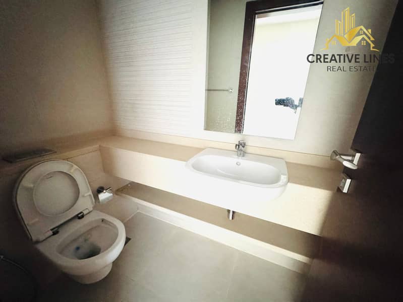 Spacious 1Bedroom Hall | Close Kitchen | Vacant now - Image 9