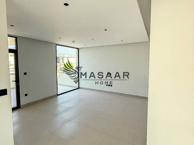 Vacant | Upgraded | Huge Plot | Prime Location