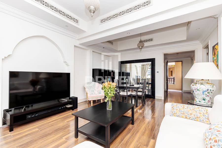 Fully Furnished | Fountain View | Chiller Free