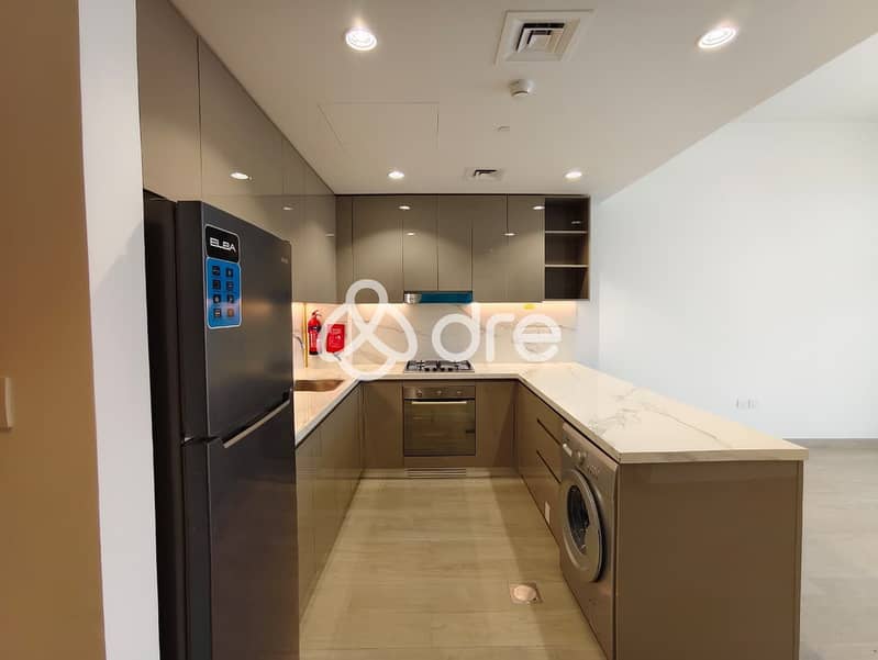 Vacant | Chiller Free | Vastu Compliant