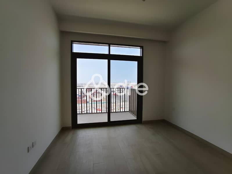 Vacant | Chiller Free | Vastu Compliant