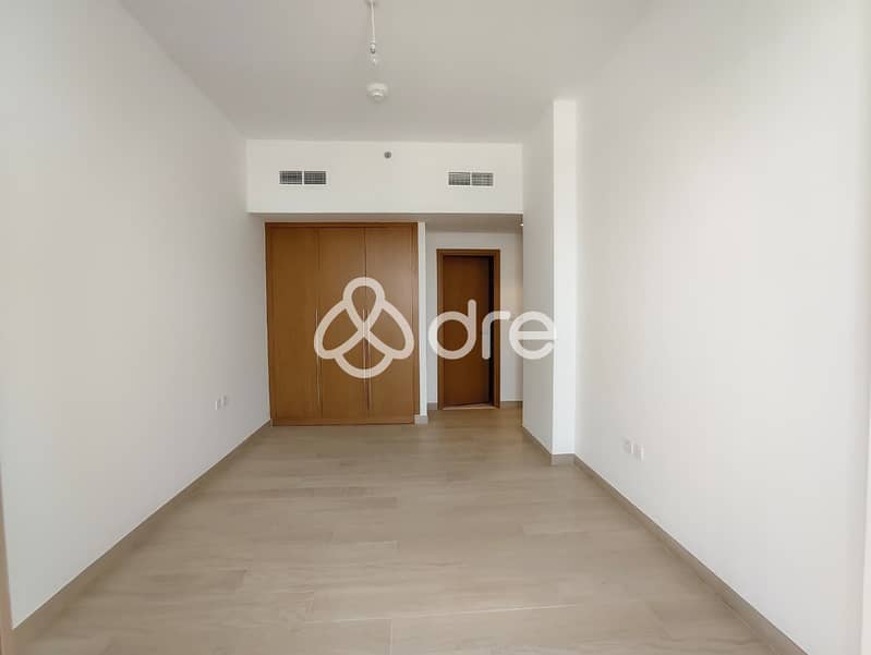 Vacant | Chiller Free | Vastu Compliant - Image 6