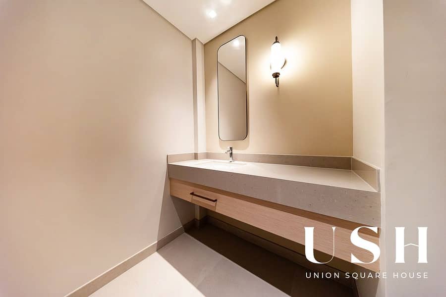 Luxury 2BR | Fully Furnished | Dubai Frame Views - Image 23