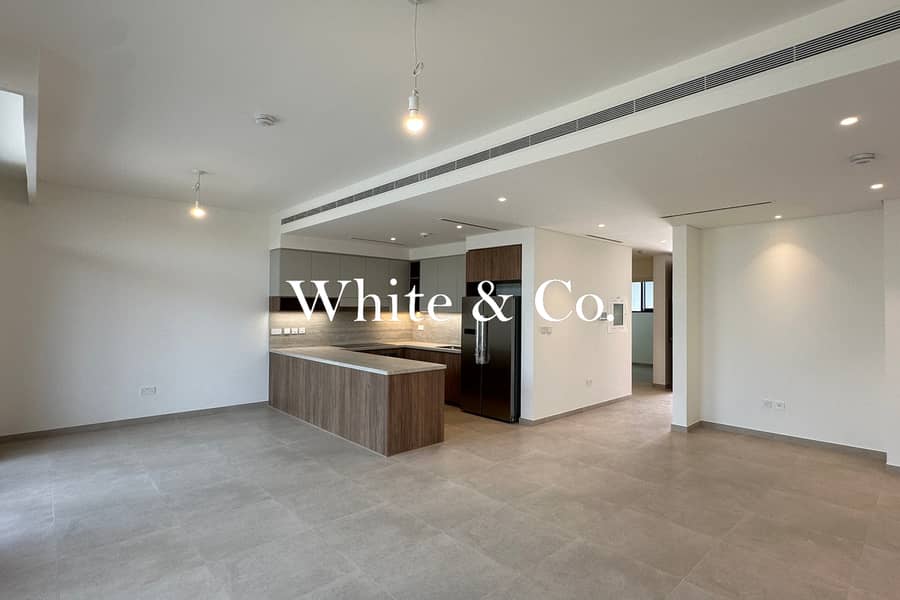 Prime Location | Vacant | Lagoon Views