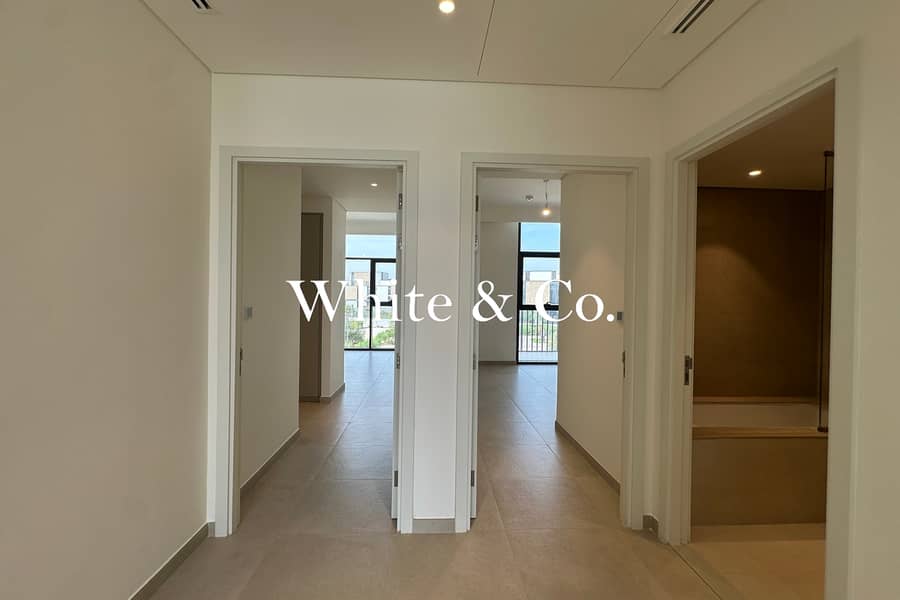 Prime Location | Vacant | Lagoon Views - Image 7