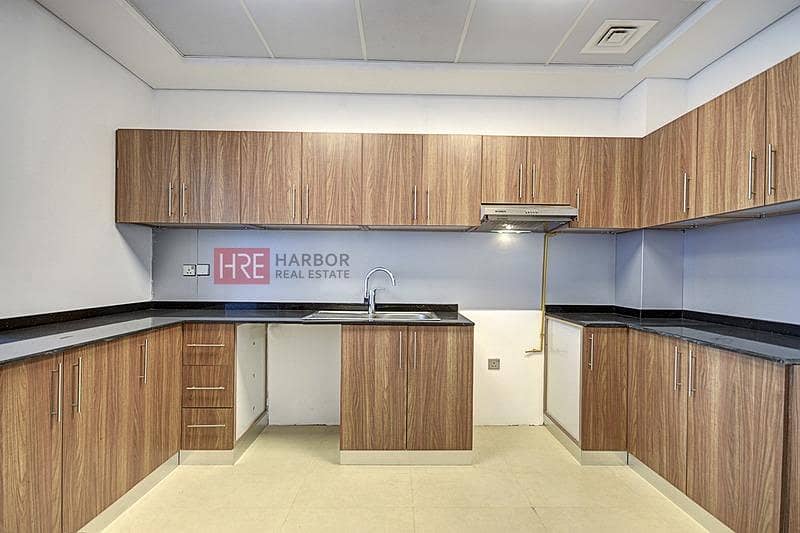 Park View | Family Friendly | Spacious 2BR - Image 6