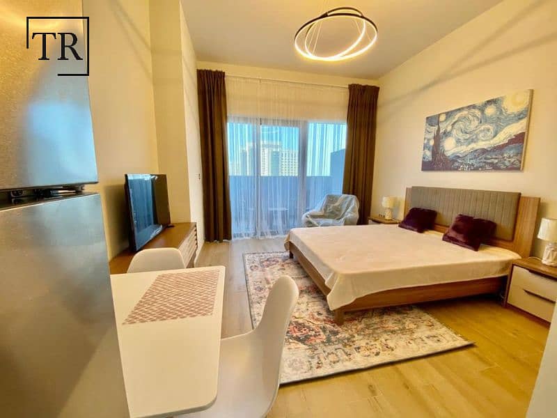 Next to Metro | Semi-furnished | Community Views - Image 7