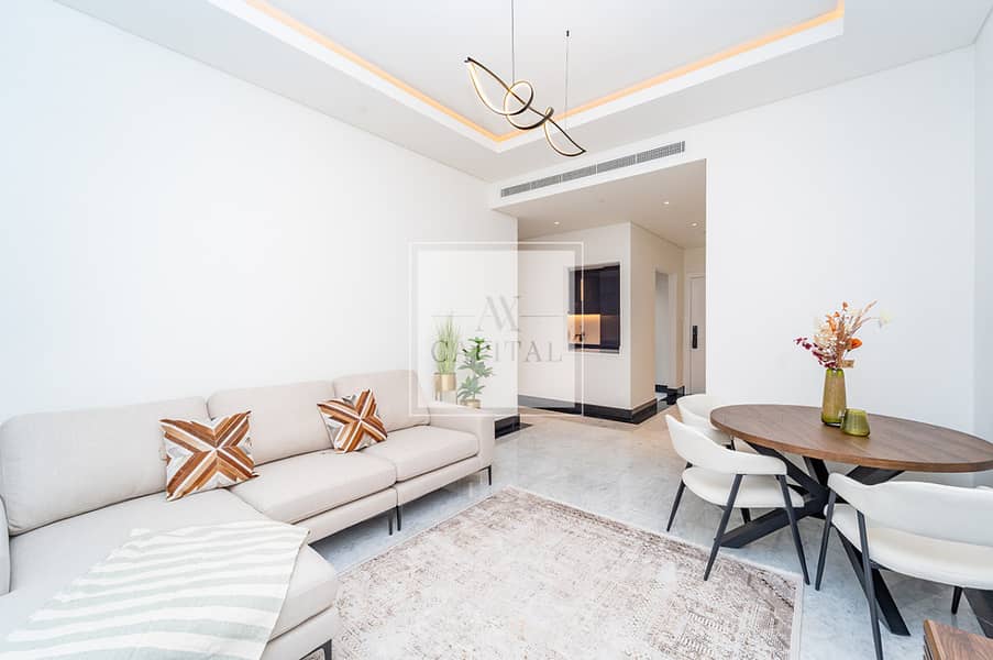 Smart Home | Furnished | Canal View | Vacant