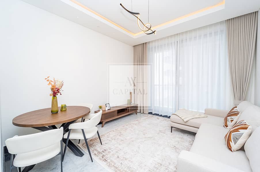 Smart Home | Furnished | Canal View | Vacant