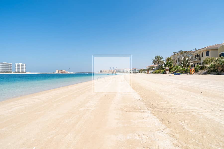 Almost TIP Villa I Atlantis View I 5BR | TV room