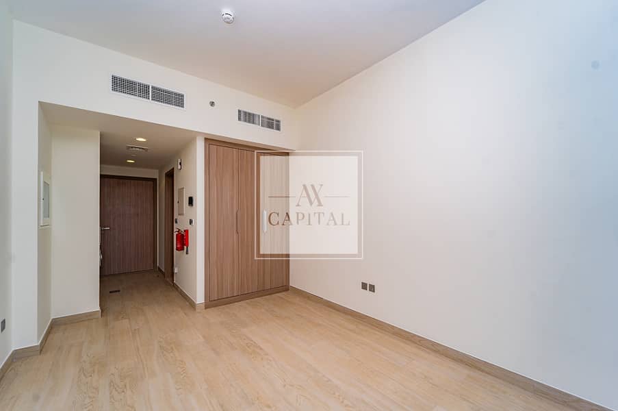 Exclusive studio | Great ROI | Waterfront Living