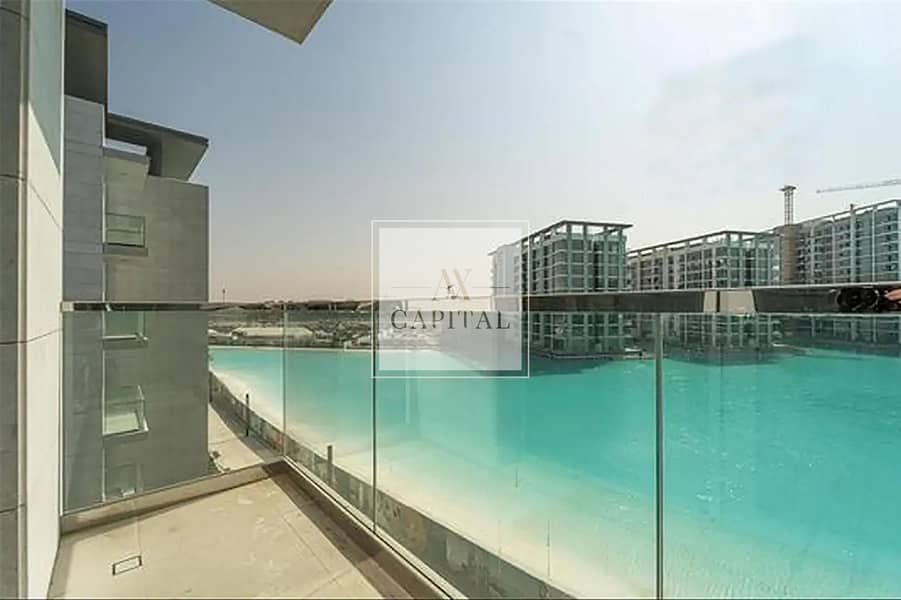 Spacious | Corner Unit | Lagoon View | Vacant - Image 10