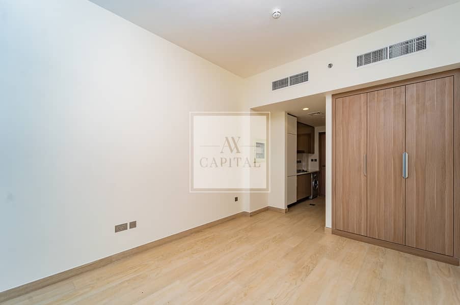 Exclusive studio | Great ROI | Waterfront Living