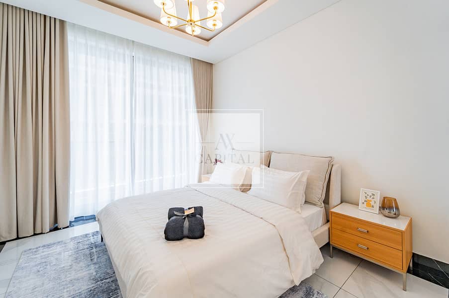 Smart Home | Furnished | Canal View | Vacant