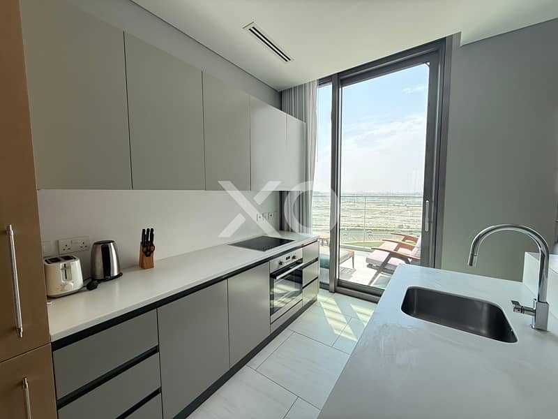 Maids room | Spacious | Burj View