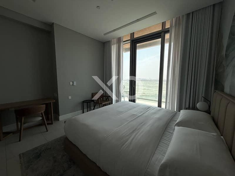 Maids room | Spacious | Burj View - Image 10