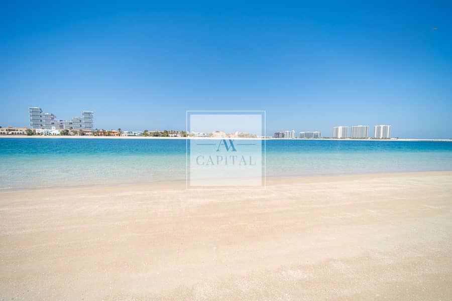 Almost TIP Villa I Atlantis View I 5BR | TV room