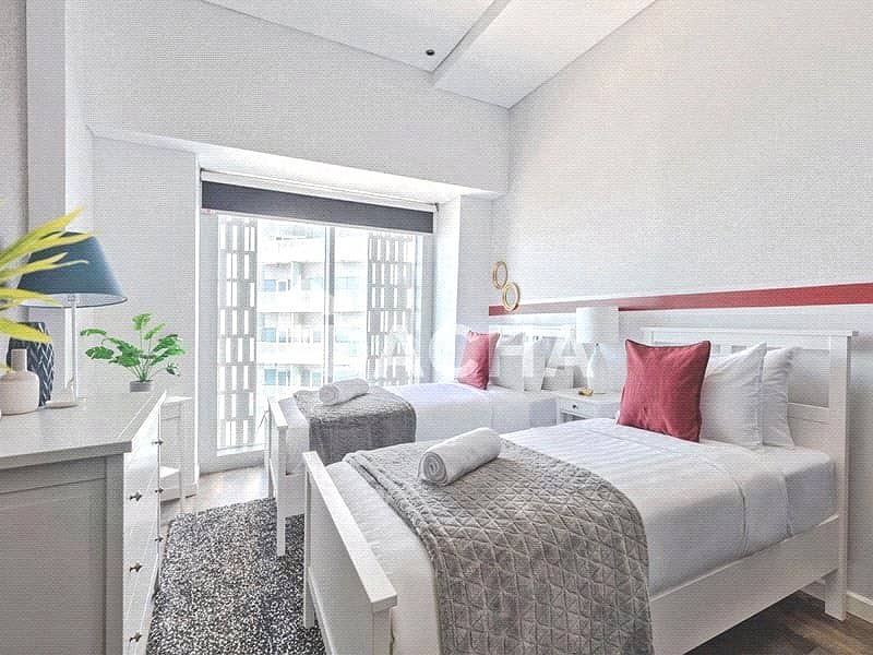 BEST PRICED | Penthouse | City Sea View - Image 16