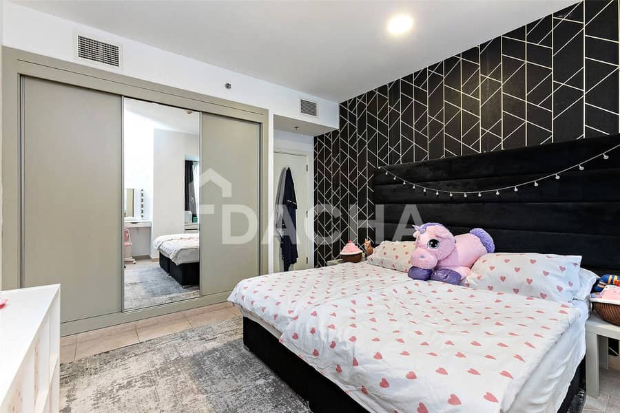 BEST PRICED Marina View Sea | High Floor | Vacant - Image 18