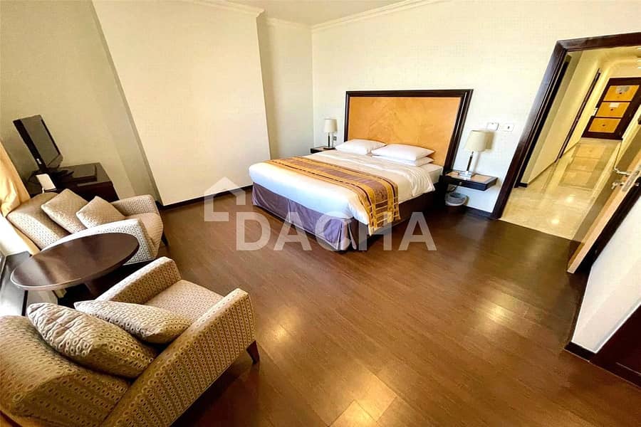 BEST PRICED | High Floor | Upgraded | Marina View - Image 22