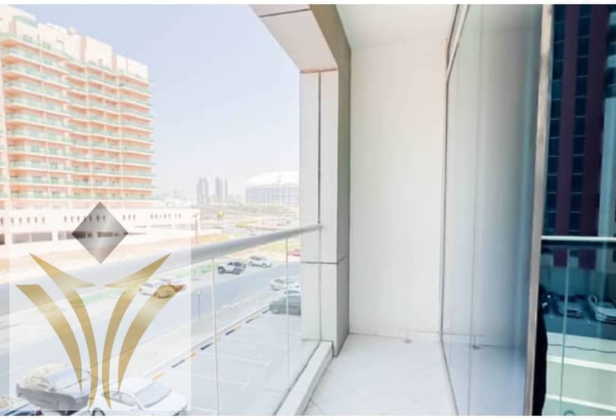 Bright 1BR | Spacious Layout | Community Views