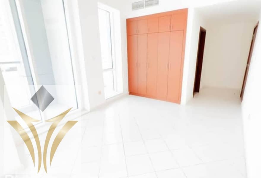 Bright 1BR | Spacious Layout | Community Views - Image 7