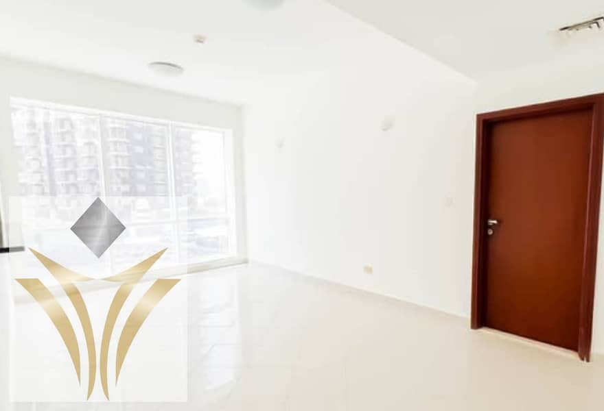 Bright 1BR | Spacious Layout | Community Views - Image 10