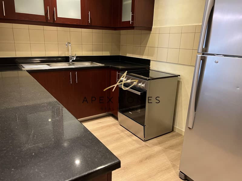 HIGH FLOOR | SEA VIEW | RENOVATED - Image 13