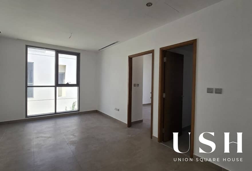 Ready to move | Single row | E3 - Image 13