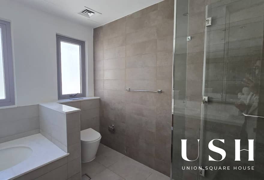 Ready to move | Single row | E3 - Image 17