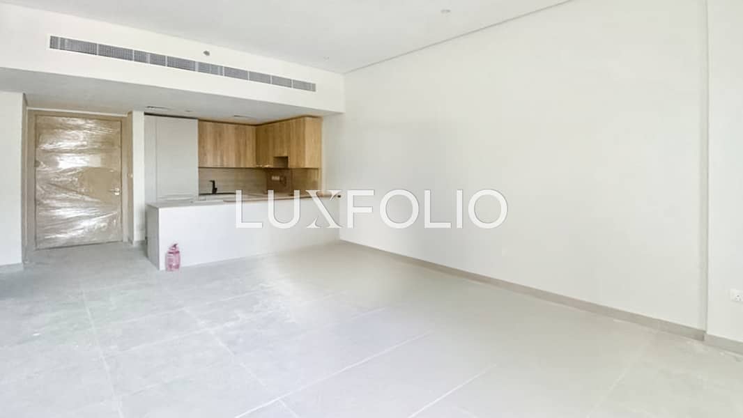 Upgraded | Open Kitchen | Family-Friendly Community