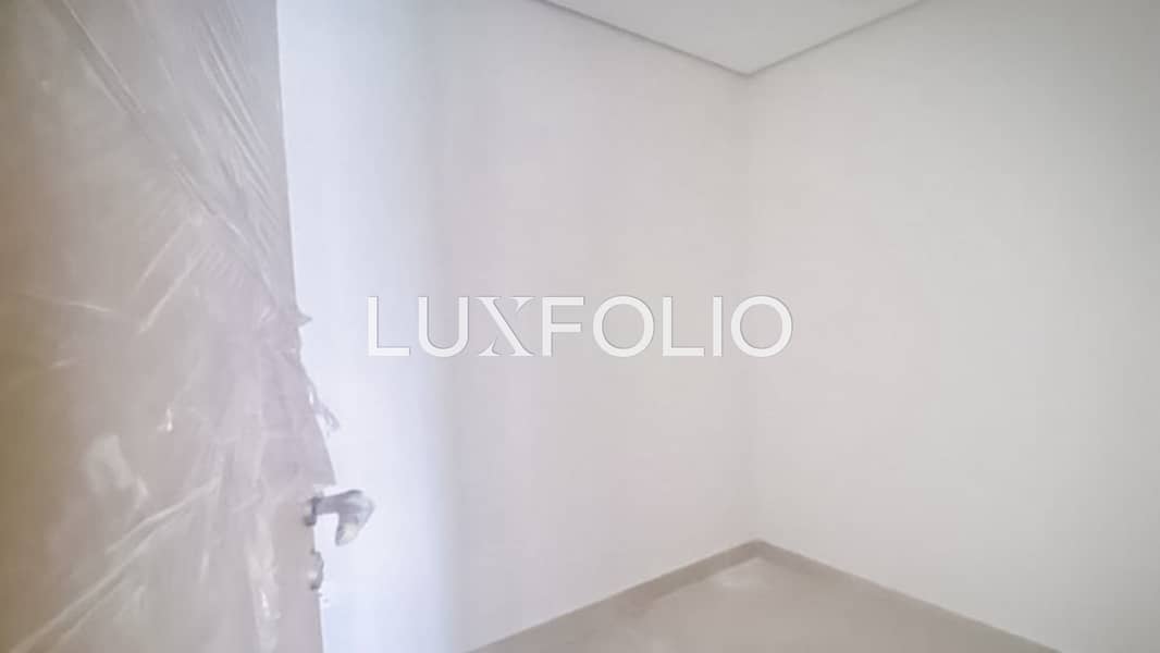 Upgraded | Open Kitchen | Family-Friendly Community