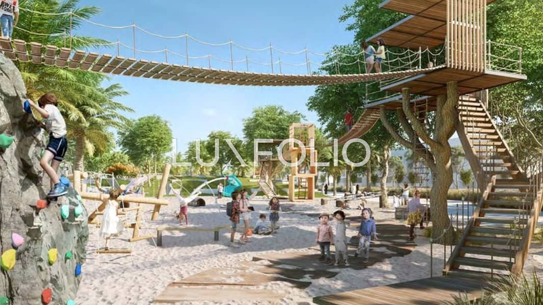 Best Location | Single Row | On Golden Beach