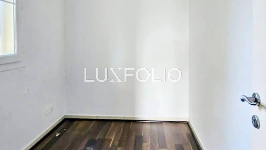 Un-furnished | Lake view | Private Pool