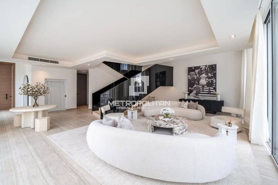 First Row | Park View | Large Layout