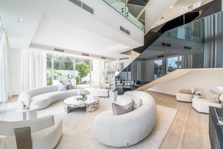 First Row | Park View | Large Layout