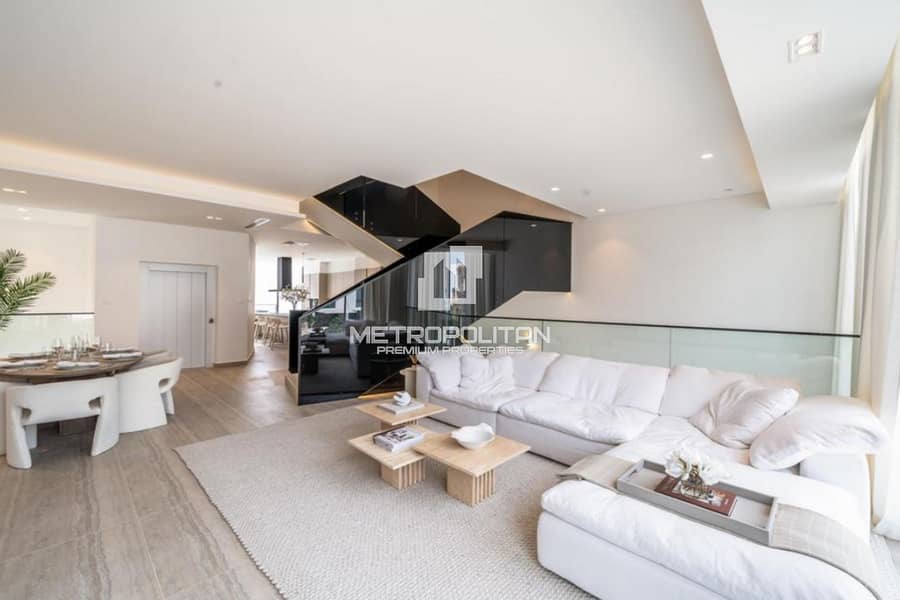 First Row | Park View | Large Layout