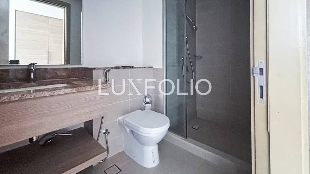 Huge Plot | Near Amenities | Vacant - Image 8